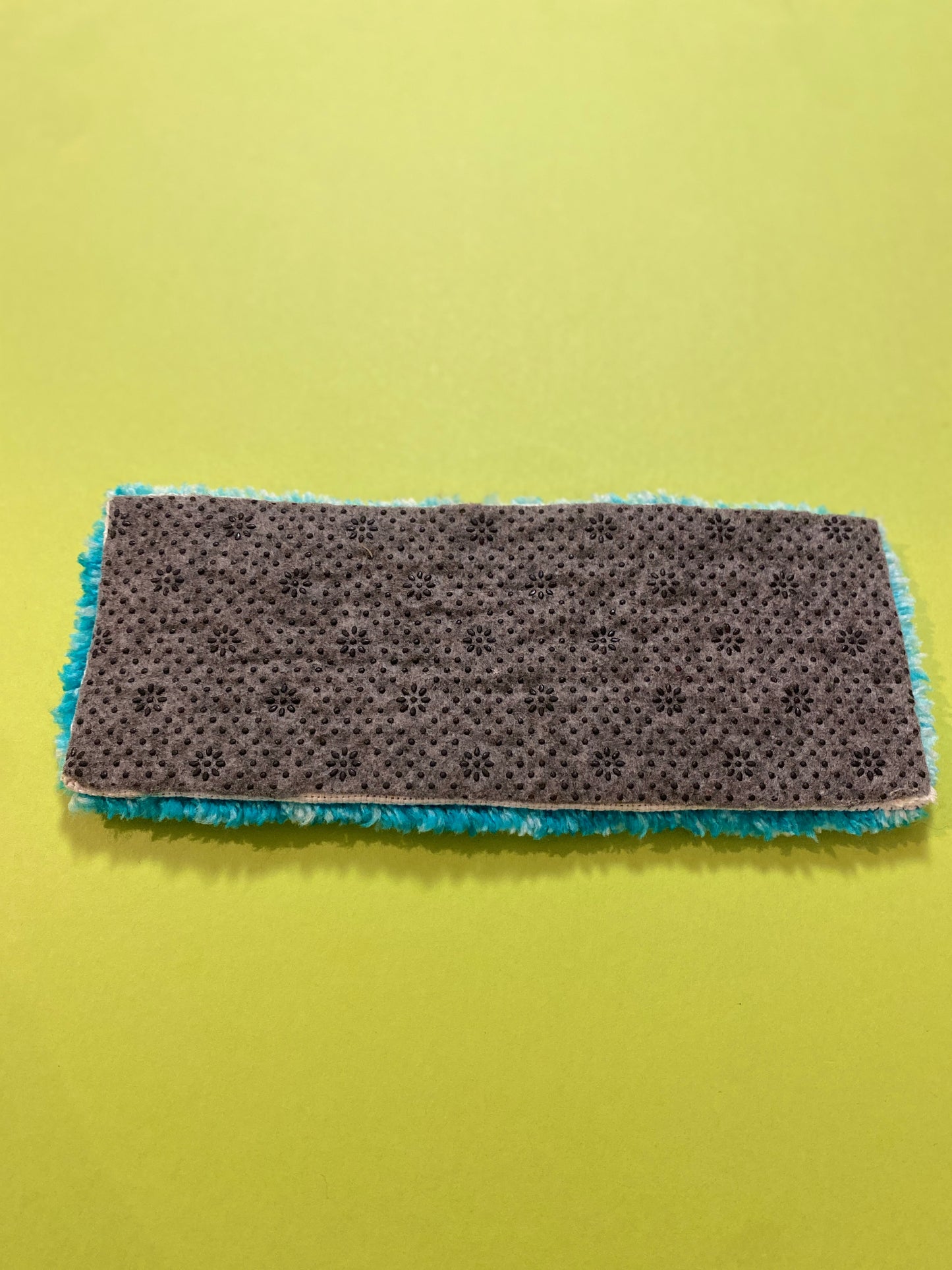 Light Blue Wrist Rug